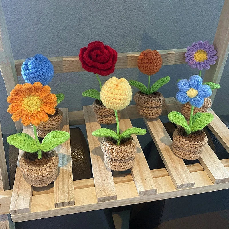 Sunflower Crochet Flowers Hand-knitted Tuilp Flower Potted Finished Crochet Woven Flowers Pot Mother's Day Gift Girasol