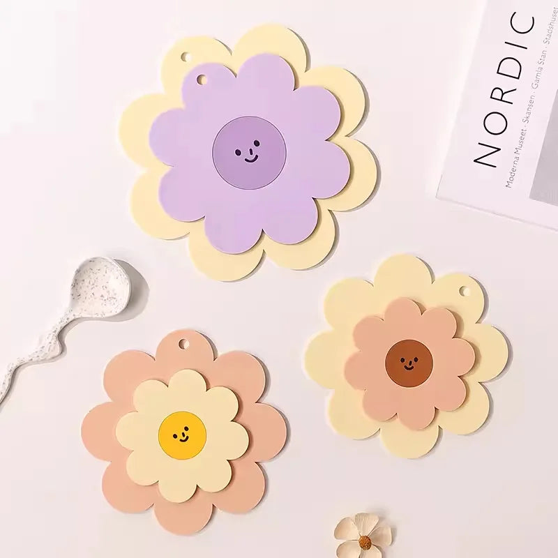 Sunflower Cute Placemat Coaster Anti-skidding and Heat-resistant Silicone Cup Pad Coffee Hot Pad Kitchen Home Tableware